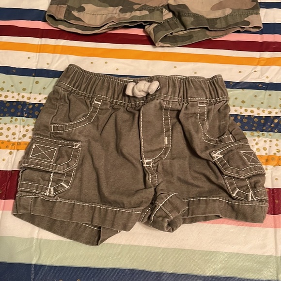Set of 3 shorts.Jumping bean camo 3M, carter 3M and game winner for kids 3-6M - Picture 3 of 7